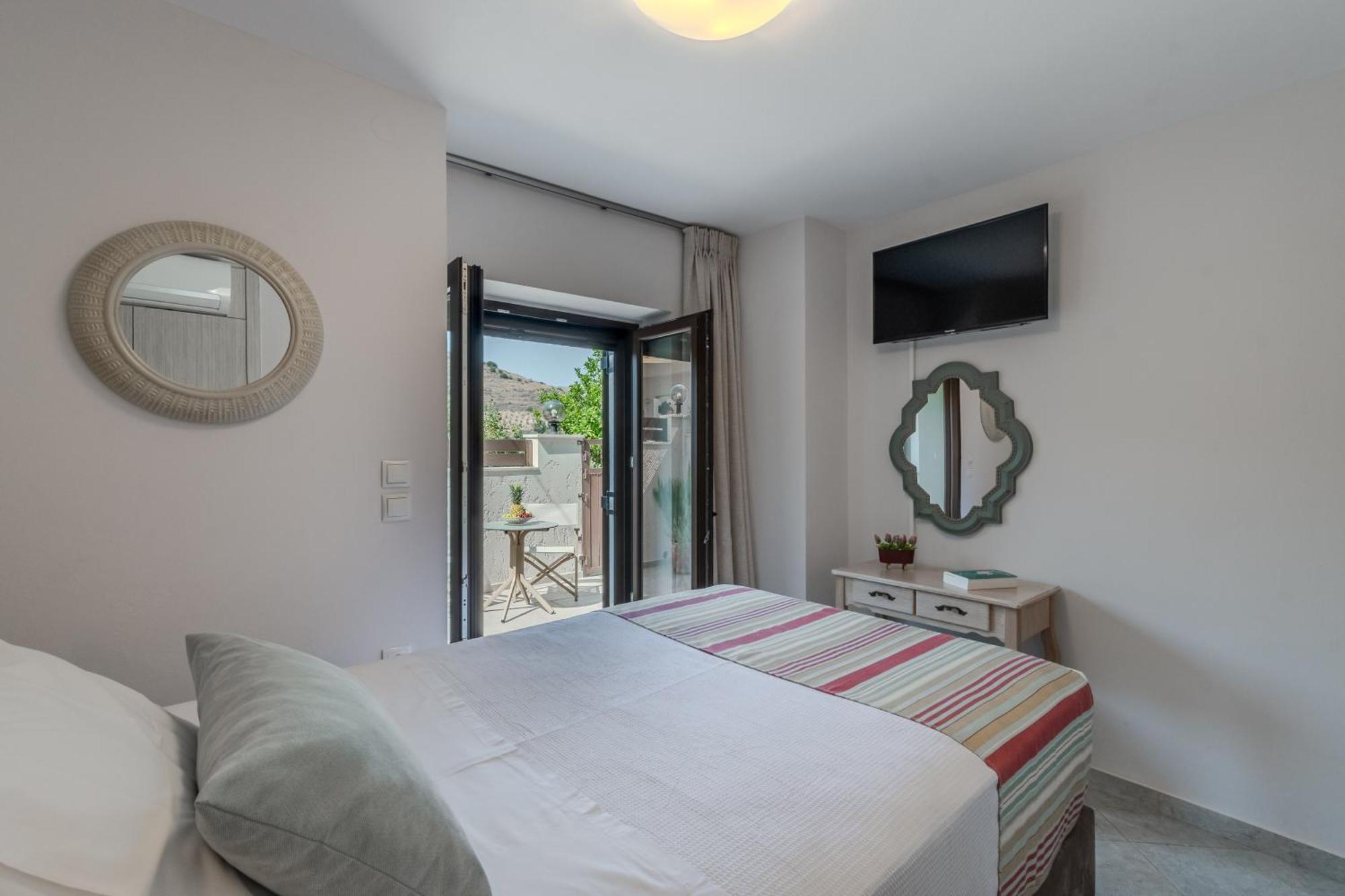 Casa Kastella, Private Jacuzzi & Bbq Facilities! Villa Angouselianá Eksteriør billede