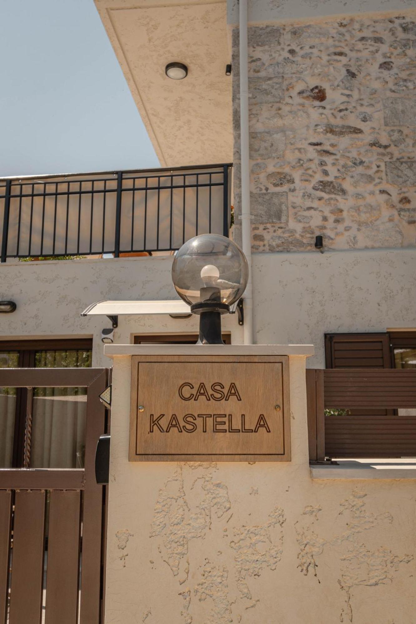 Casa Kastella, Private Jacuzzi & Bbq Facilities! Villa Angouselianá Eksteriør billede